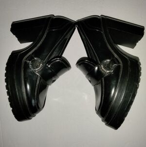 Gianni Bini (Size 8.5) Glossy Black & Sliver Accent Chunky Heel Platform Loafers